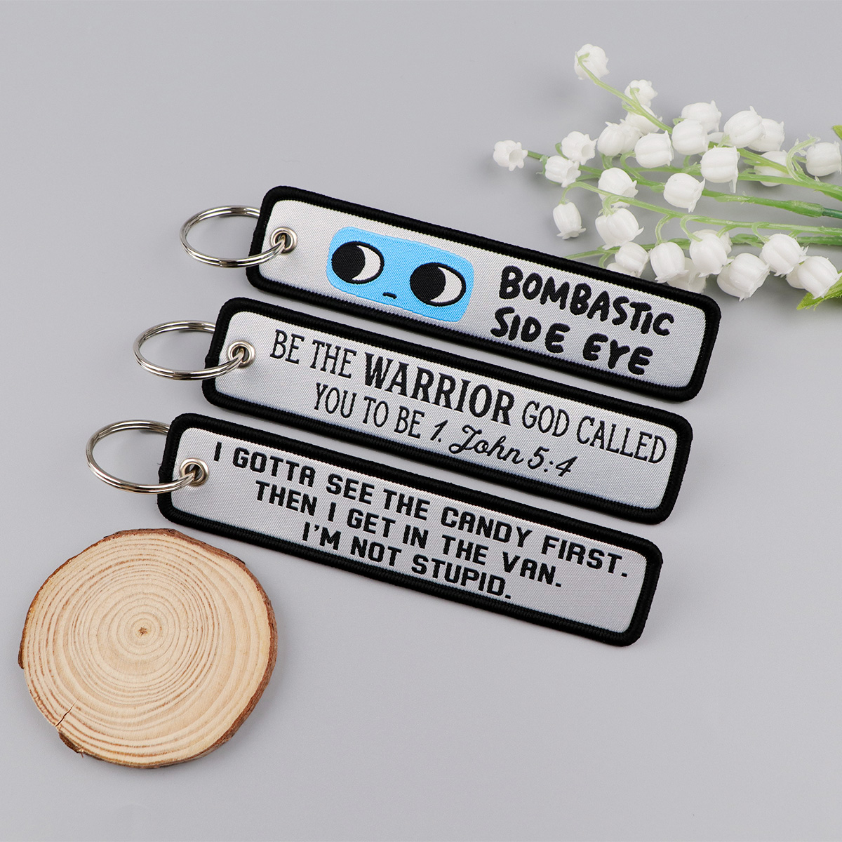 Брелоки с вдохновляющими цитат – обзор и цена Embroidery Quote