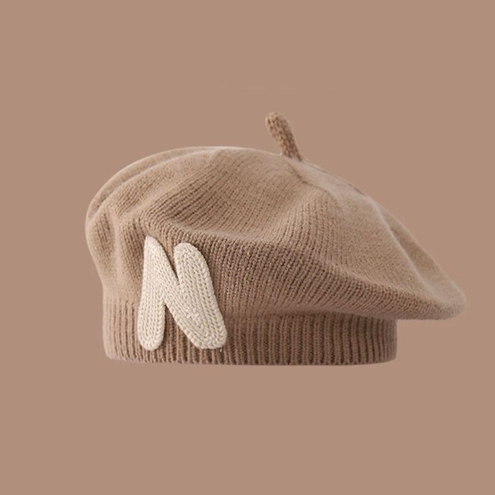 Новый берет с вышивкой букв N  – обзор и цена Embroidery Letter N